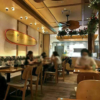【モアナキッチンカフェ 新宿レストランズパーク店】のんびりした雰囲気のカフェ＆ダ